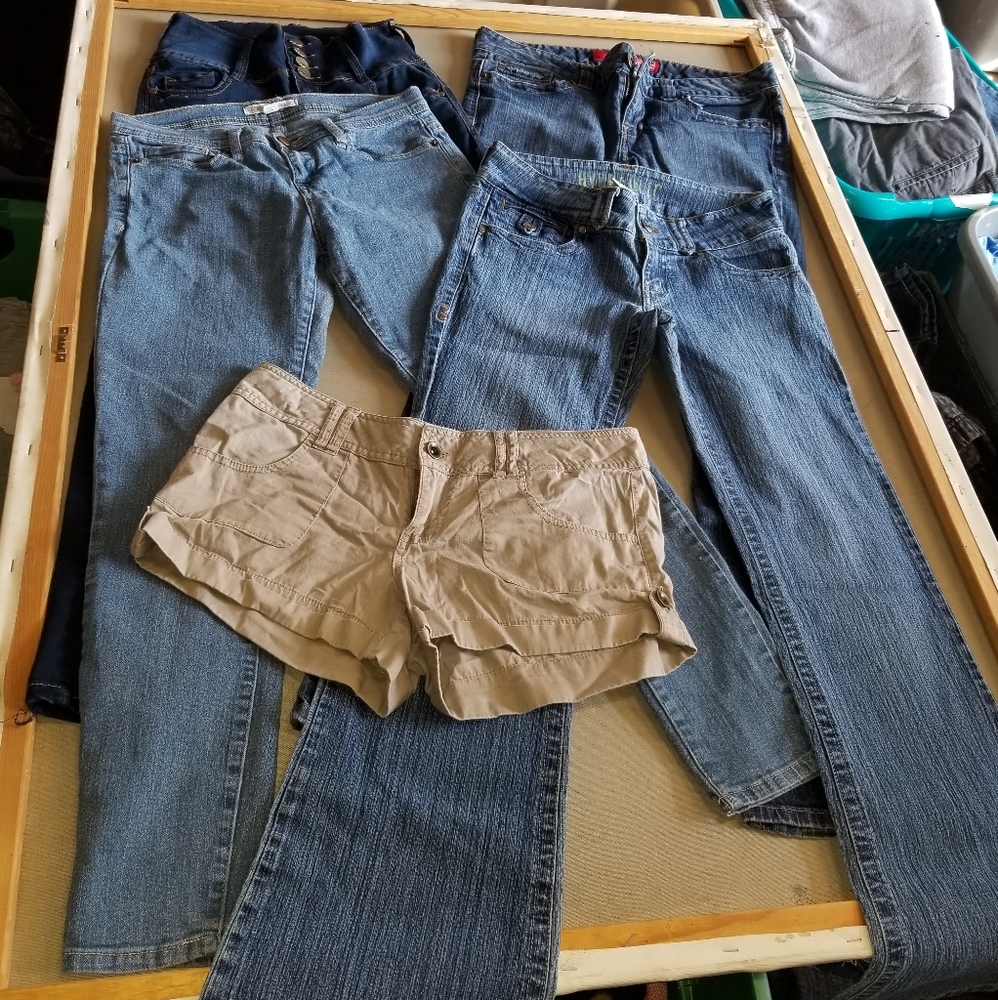Lot of Size 1, womans  Pants  & shorts.